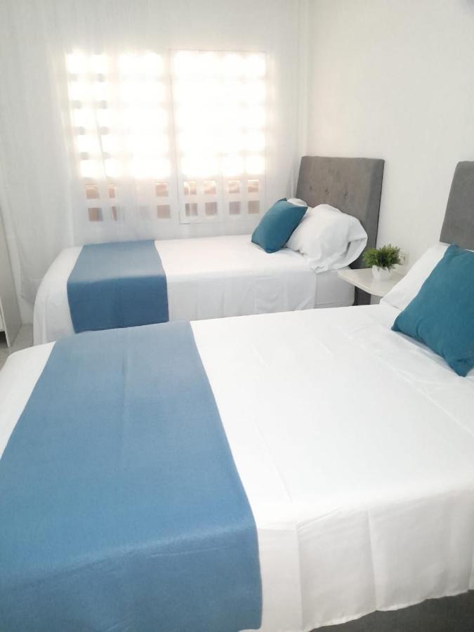 Tita'S Airport Hotel Cartagena Εξωτερικό φωτογραφία