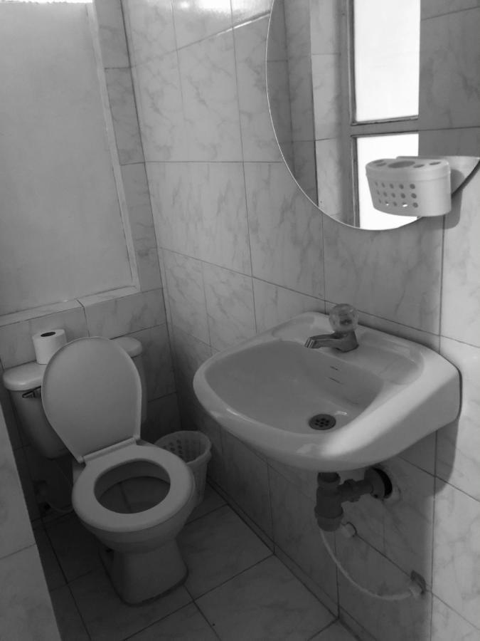 Tita'S Airport Hotel Cartagena Εξωτερικό φωτογραφία
