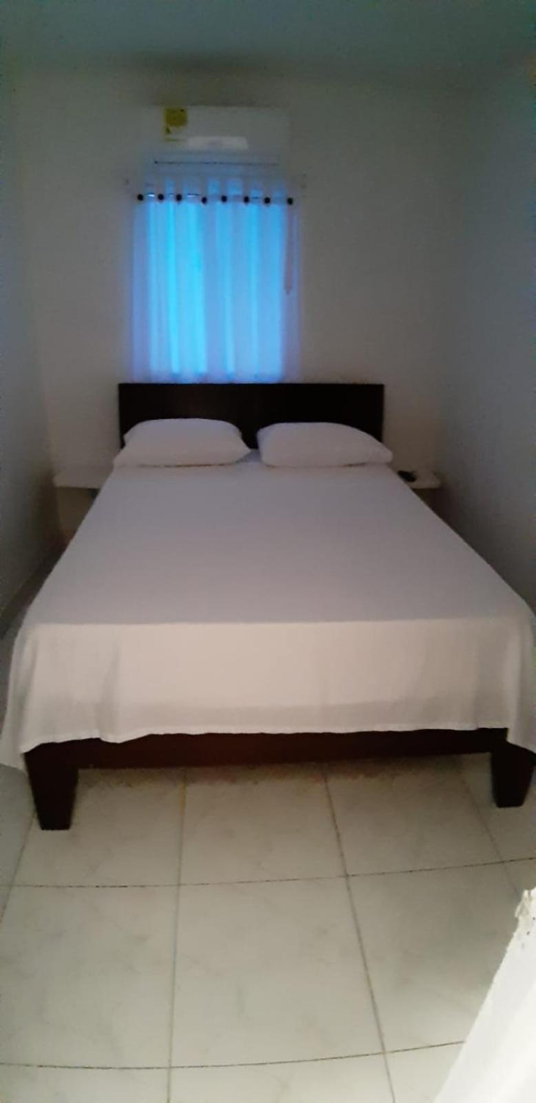 Tita'S Airport Hotel Cartagena Εξωτερικό φωτογραφία